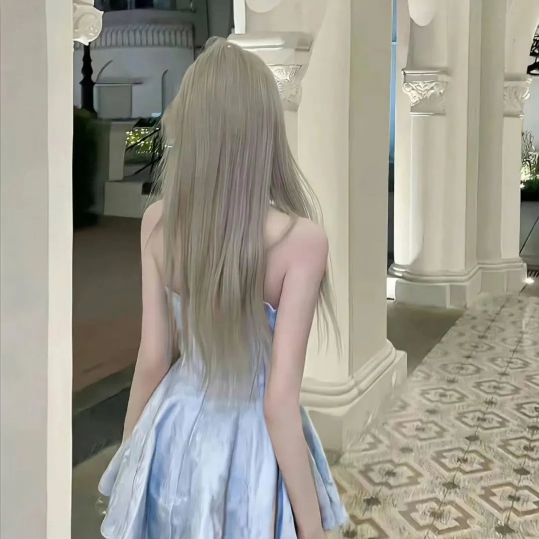 相思月明人倚楼